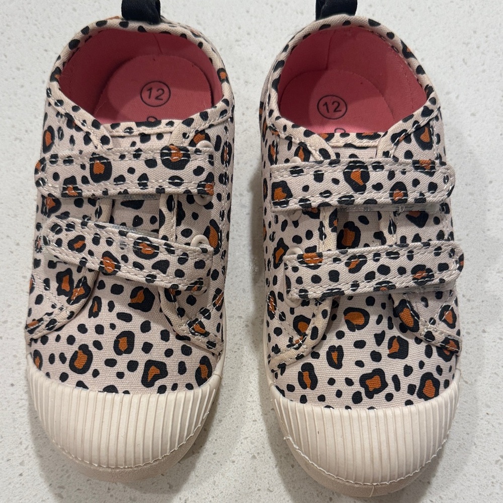 Cat & Jack Leopard Print Kids Sneakers - Black and Orange